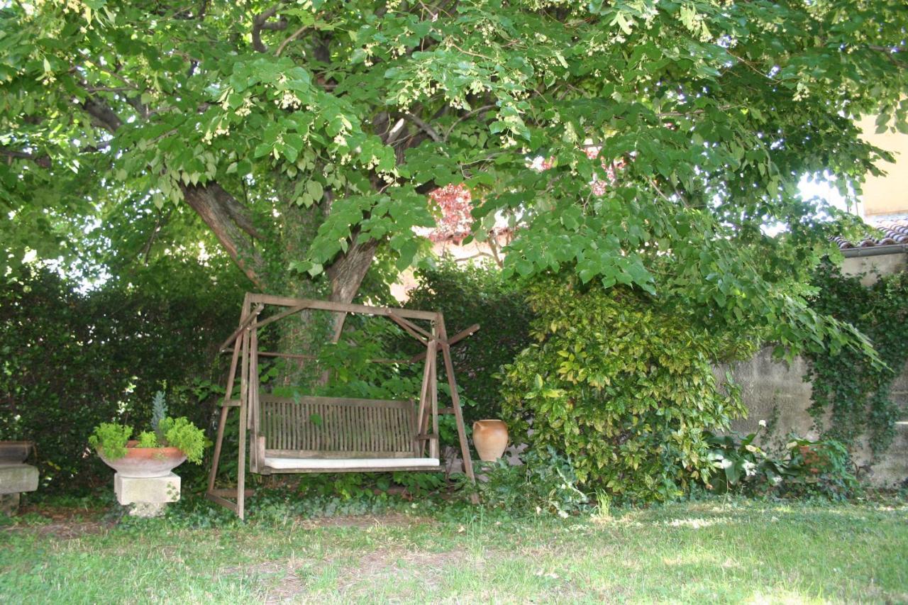 Le Mas Des Dames Appartement Avignon Bagian luar foto
