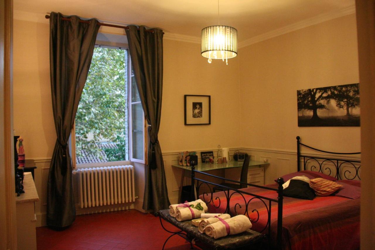Le Mas Des Dames Appartement Avignon Bagian luar foto